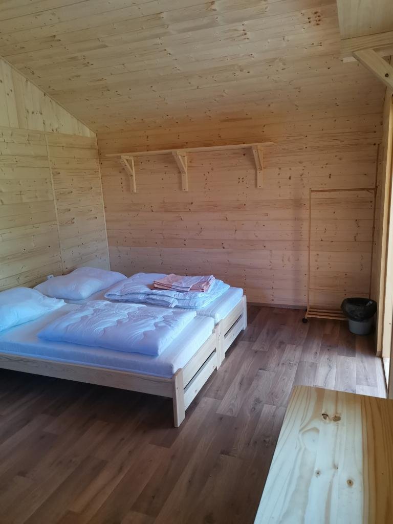 Reservoir Autokemp Mostkovice